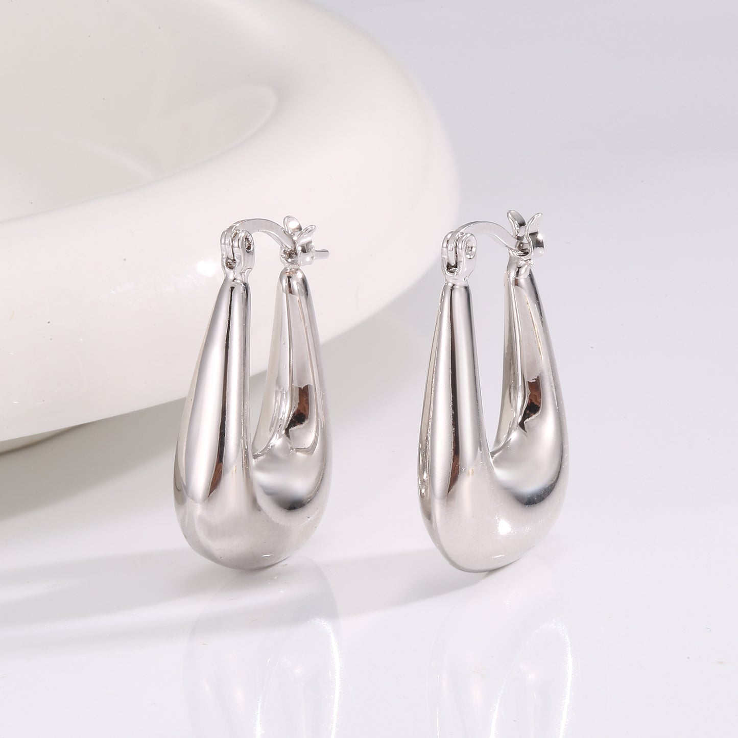 Cold Scenery Surface U-shaped Ear Clip Niche Design Round Face