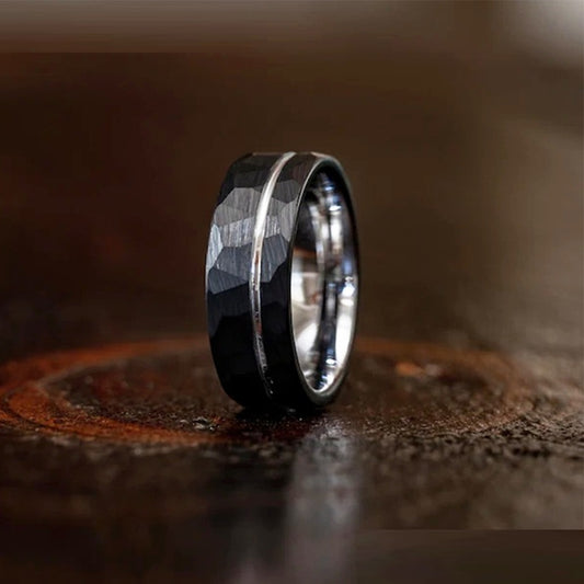 8mm Tungsten Ring Ornament Flat Hammer Pattern