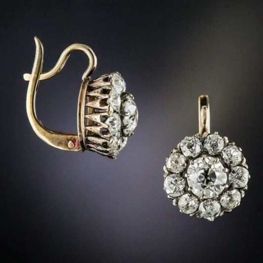 Strassbesetzte Blumen-Ohrclips im künstlerischen Retro-Stil