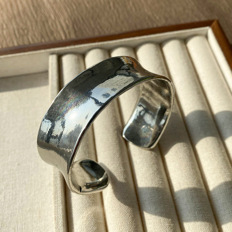 French Entry Lux Plain Bracelet Female Niche Design Glossy Wide Surface