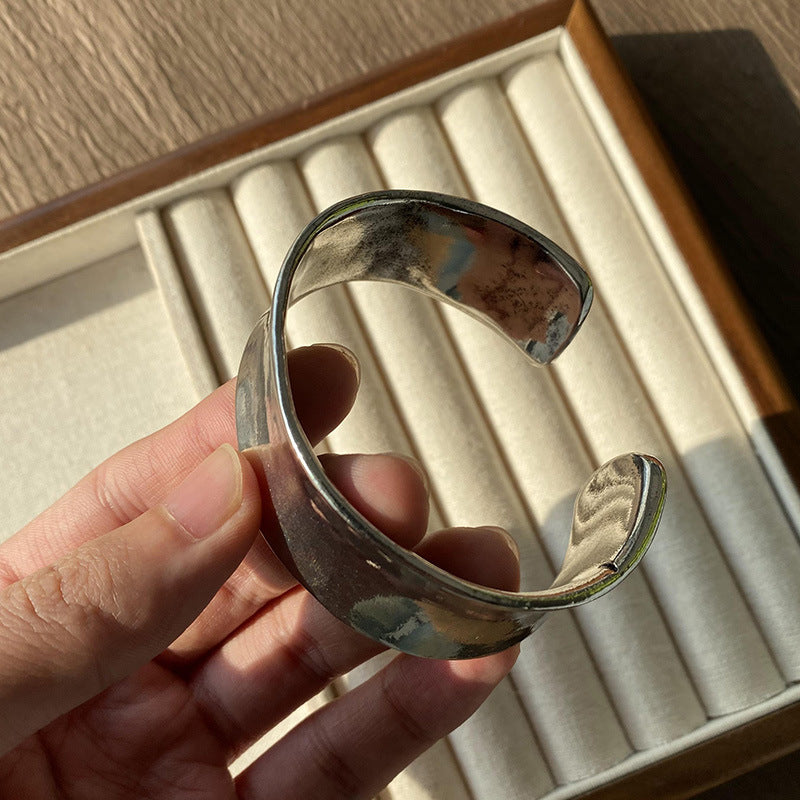 French Entry Lux Plain Bracelet Female Niche Design Glossy Wide Surface